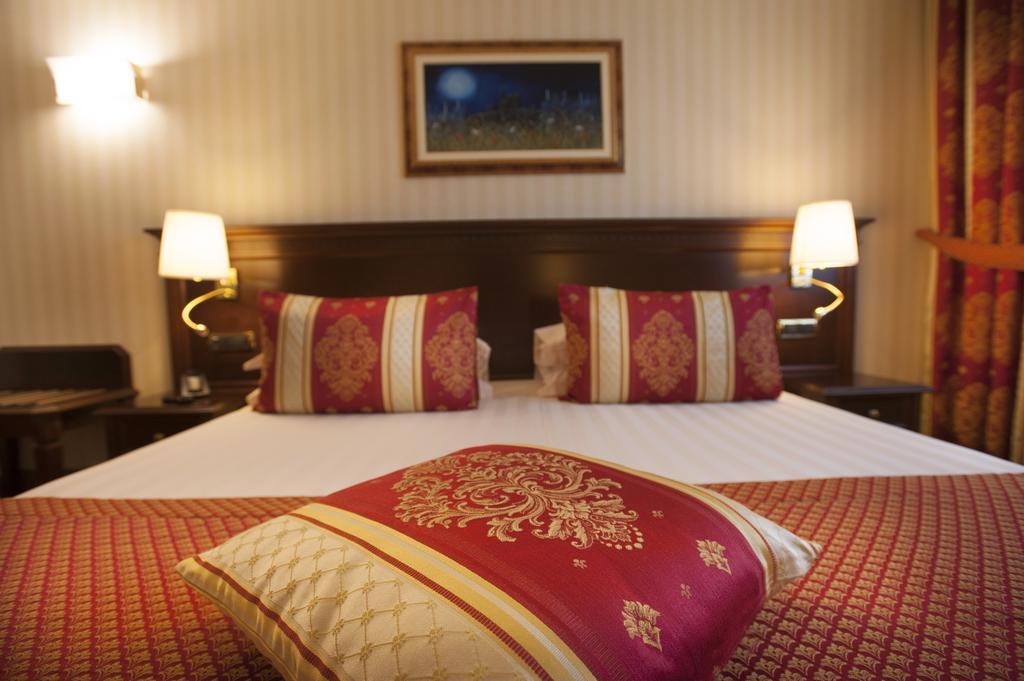 Hotel Calissano Alba  Ngoại thất bức ảnh