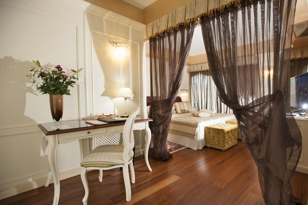 Hotel Calissano Alba  Ngoại thất bức ảnh