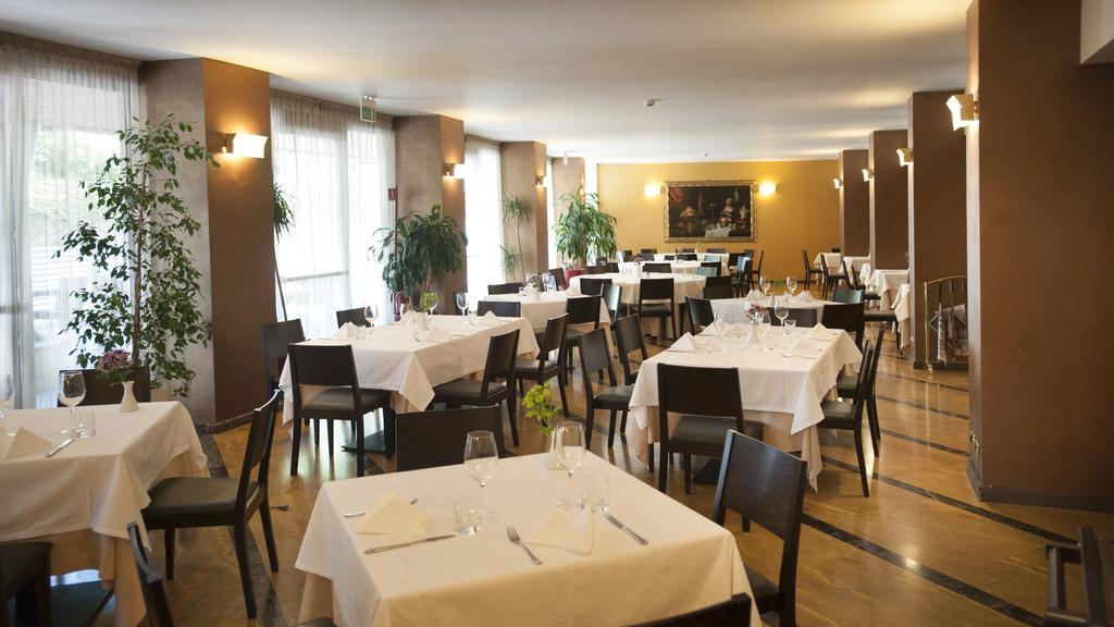 Hotel Calissano Alba  Ngoại thất bức ảnh
