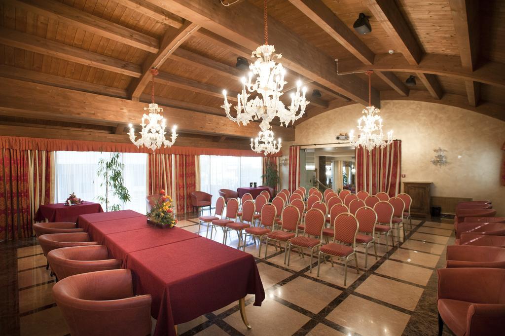 Hotel Calissano Alba  Ngoại thất bức ảnh