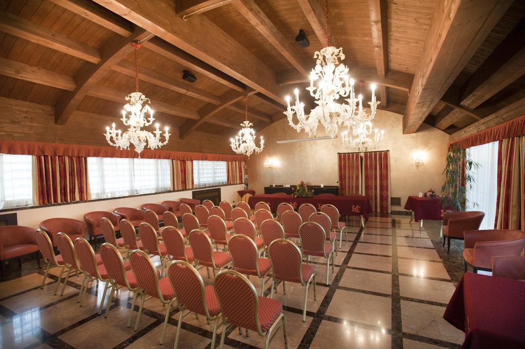 Hotel Calissano Alba  Ngoại thất bức ảnh