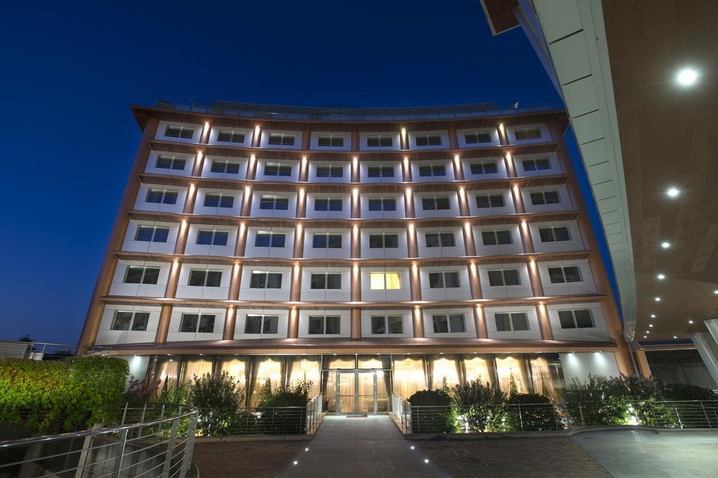 Hotel Calissano Alba  Ngoại thất bức ảnh