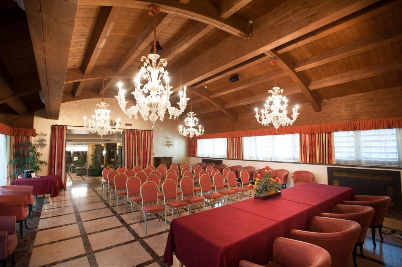 Hotel Calissano Alba  Ngoại thất bức ảnh